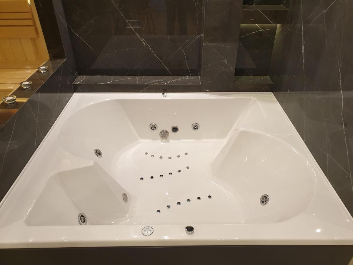 Luxury Spa Suite Белград Екстериор снимка